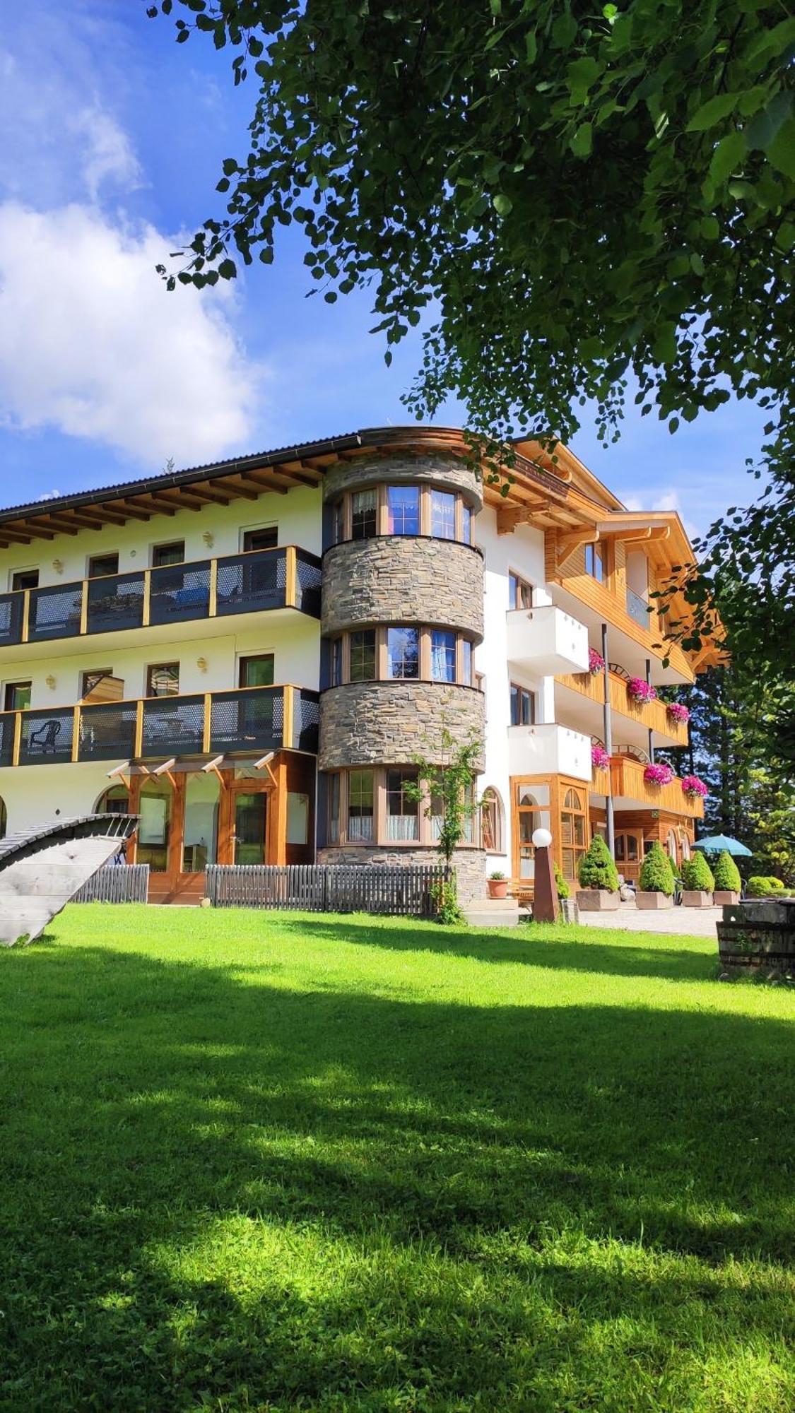 Pension Rungg Badia (South Tyrol) Bagian luar foto