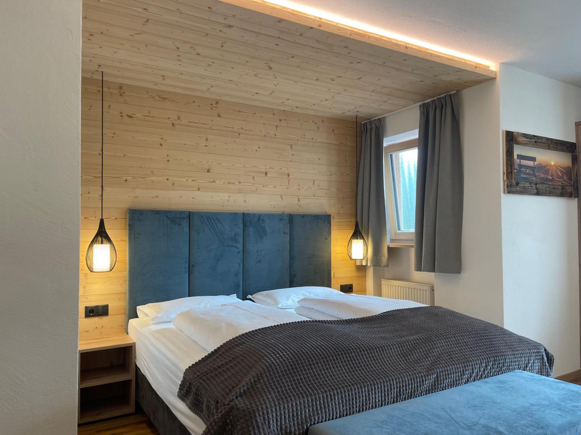 Pension Rungg Badia (South Tyrol) Bagian luar foto